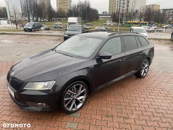 Skoda Superb Combi 2.0 TDI DSG Sportline - 1