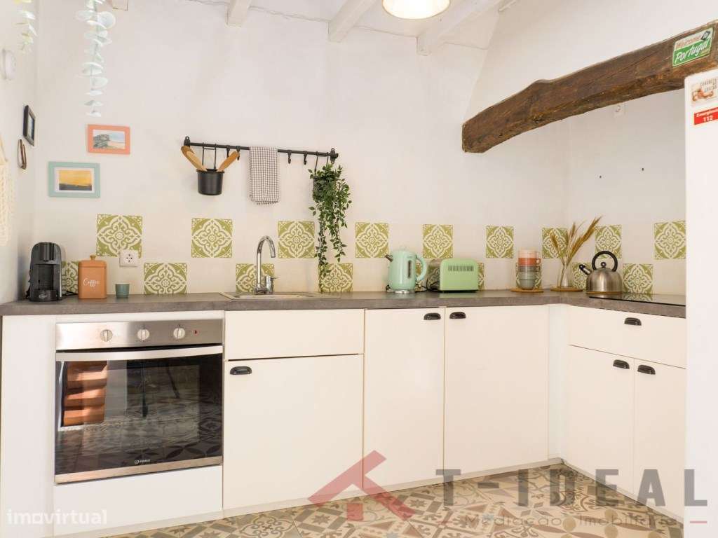 Moradia Renovada Perto Praias-14