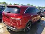 Kia Sorento - 4