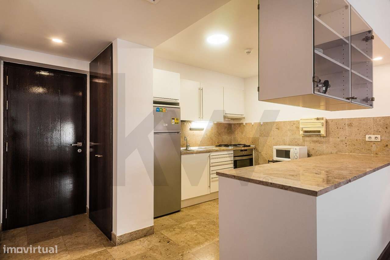 T1 literalmente no Príncipe Real com Estacionamento-7