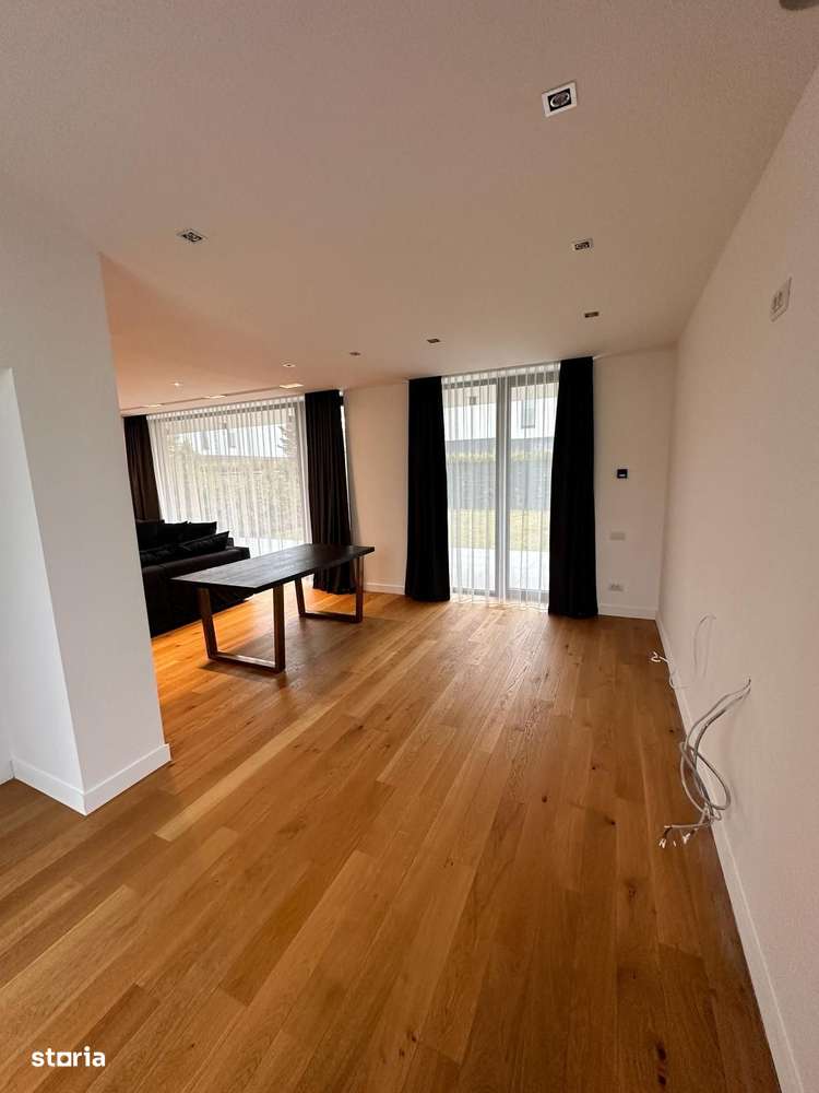 Complex Amber Gardens Tunari-13