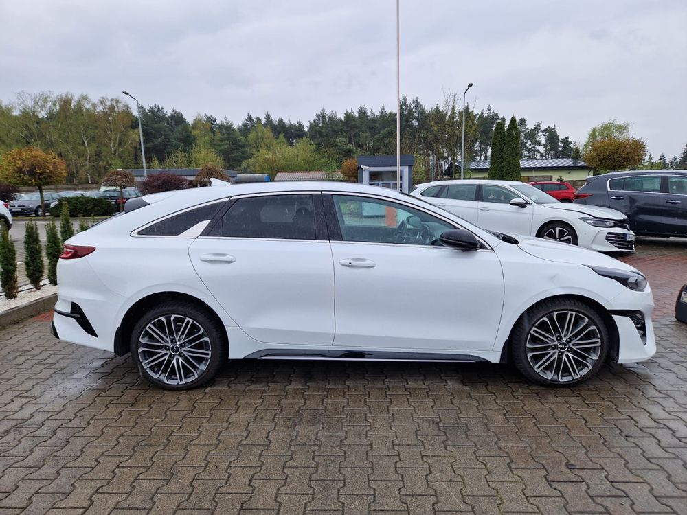 Kia Ceed 1.5 T-GDI GT Line DCT 2022