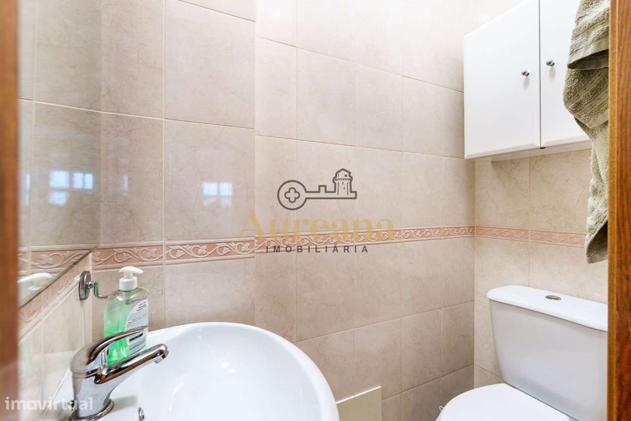 Apartamento T2 com Terraço _ Fátima-14