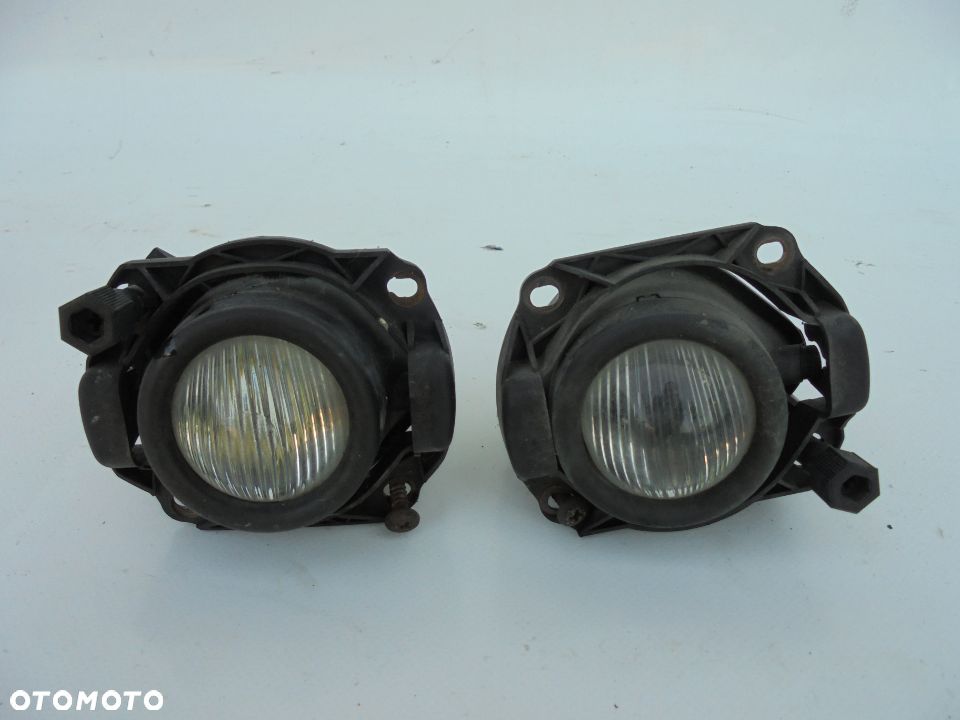 HALOGEN ZDERZAKA LEWY PRAWY BMW X3 E83 F-VAT - 1