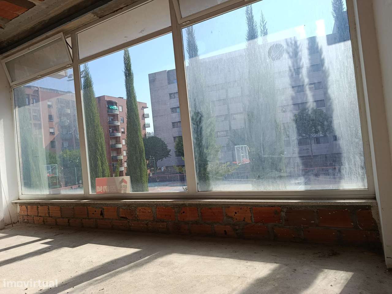 Loja para arrendamento, São Vítor - Grande imagem: 4/5