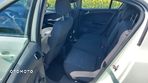 Opel Corsa 1.2 16V Cosmo - 8