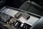 Volvo XC 60 D5 AWD Geartronic RDesign - 18