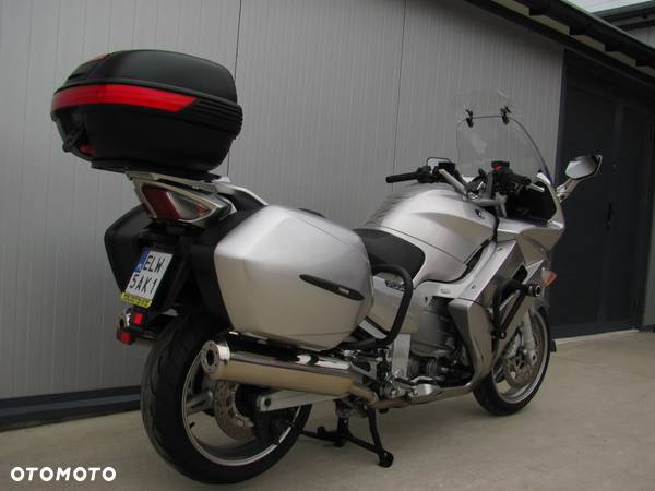 Yamaha FJR - 3