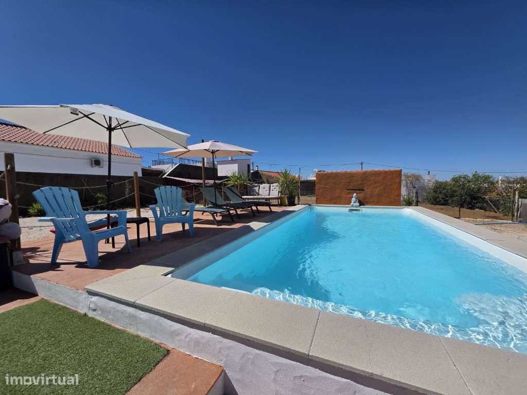 Moradia T3 com piscina inserida em lote de 1000 m2 a 6 km da praia ...-16