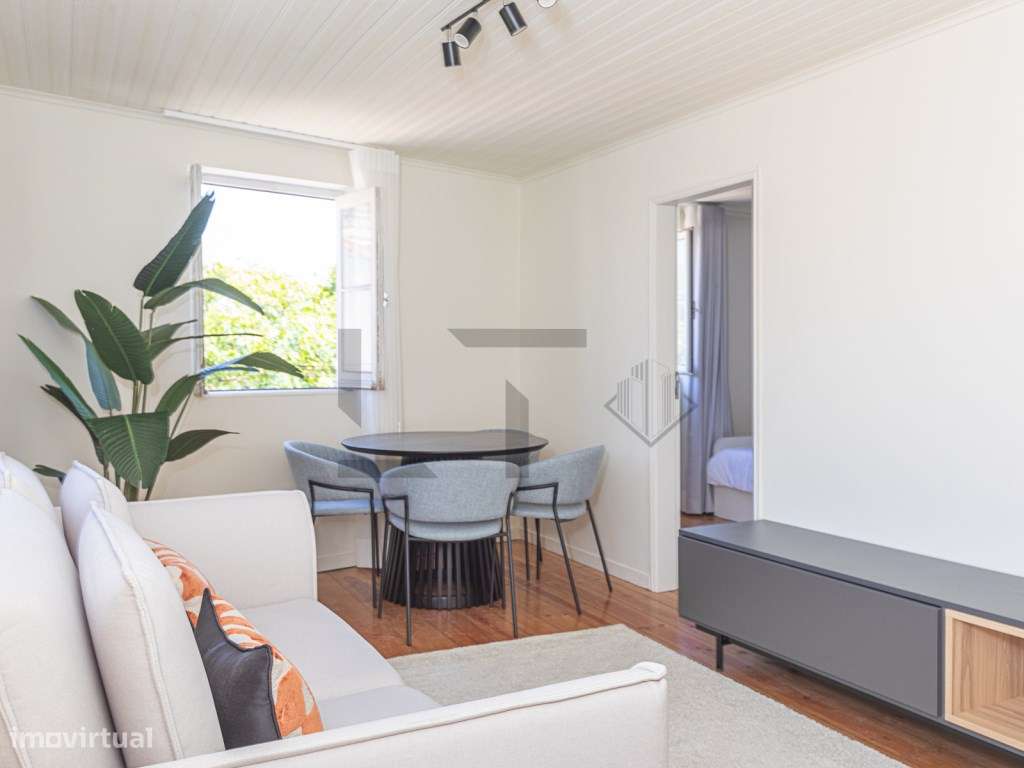 Apartamento T2 Duplex com Vista Rio, com Yield de 6% à Venda nas Po...-21