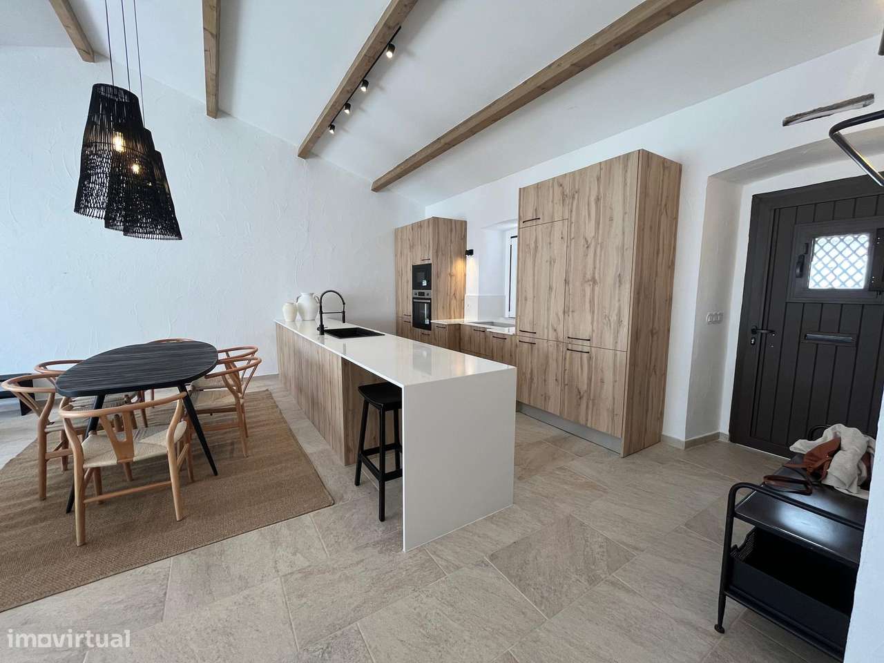 Moradia remodelada e mobilada, com Piscina, em Vila Boim - Grande imagem: 5/22