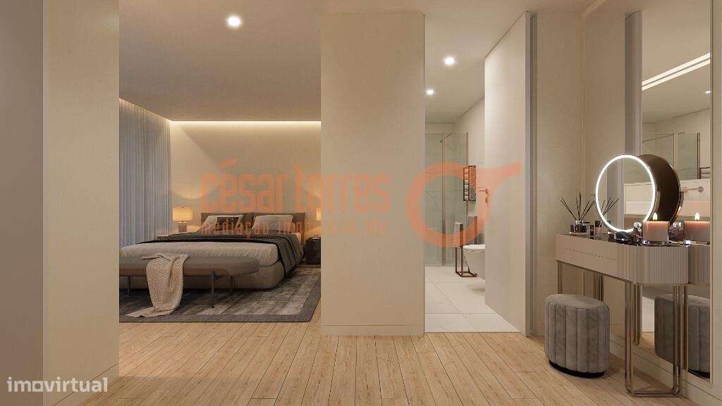 Moradia T4 na Aguda, aproximadamente a 800 metros da praia!-12