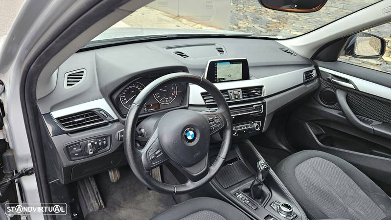 BMW X1 16 d sDrive Line Sport - 7