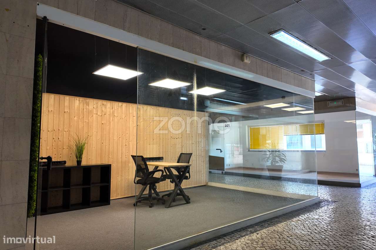 Escritório/Loja Renovado –Avenida, Av. Sá da Bandeira - Grande imagem: 4/9