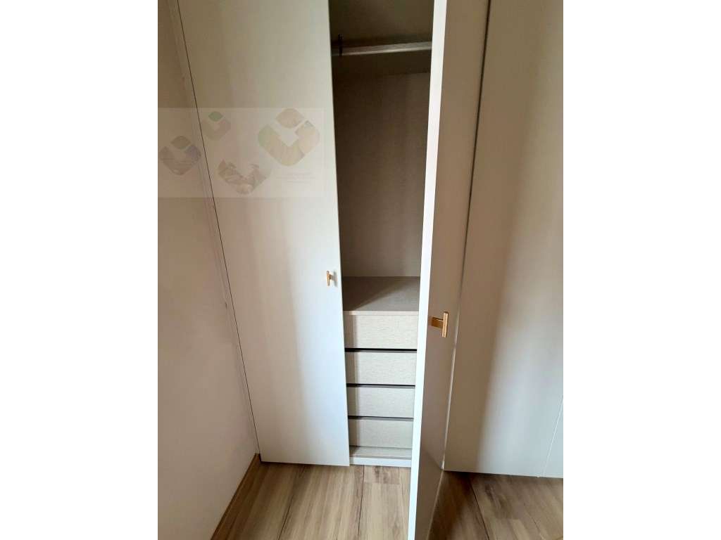 Ótimo T2 - Amadora centro (igreja)-10