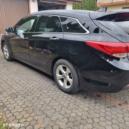 Hyundai i40 i40cw 1.7 CRDi Fifa World Cup Edition - 3