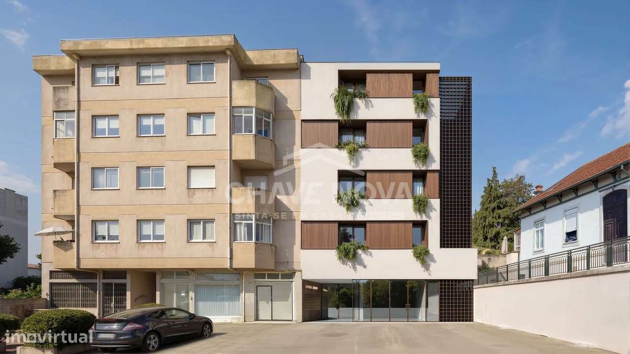 Apartamento " T0+1 " . Senhora da Hora - Brevemente . Prox. ao Metro .-9
