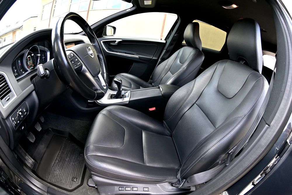 Volvo XC60 I D4 Summum 2017