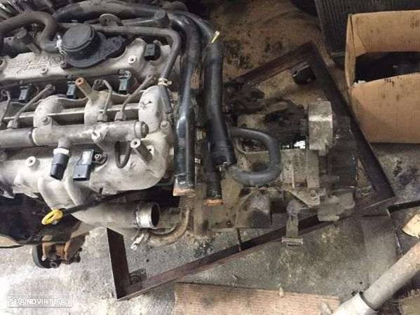 Motor + caixa de velocidades Chrysler Voyager 2.5 crd - 5