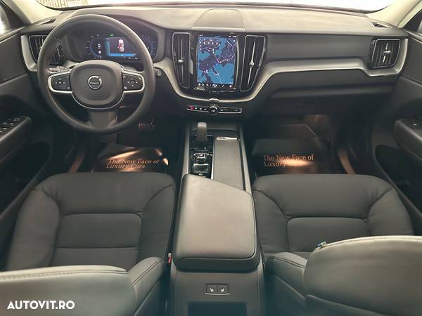 Volvo XC 60 B4 MHEV AT8 AWD Momentum - 11