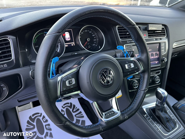 Volkswagen Golf GTE - 18