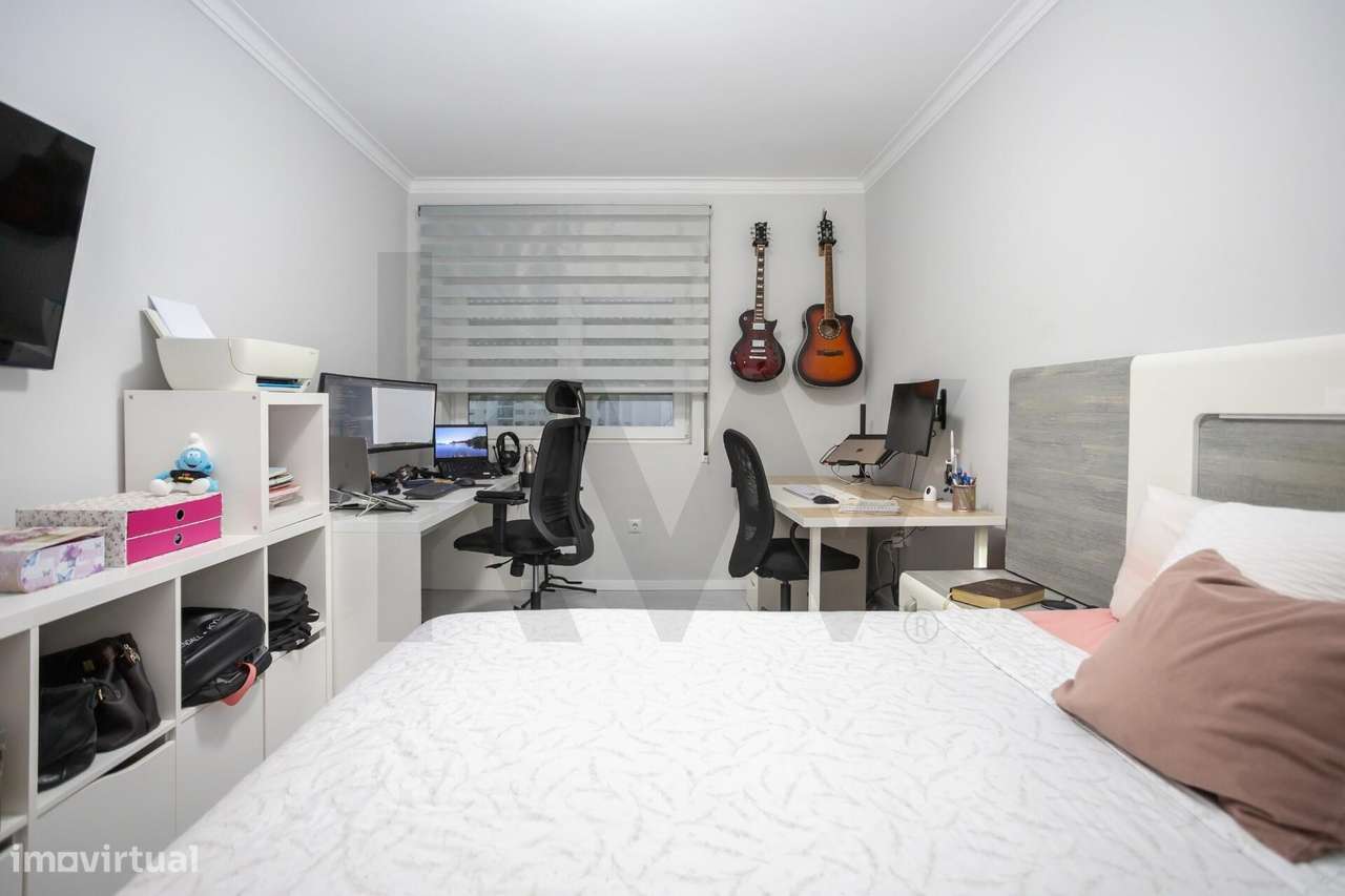 Apartamento T3 com varanda - Fidalguinhos - Barreiro-28