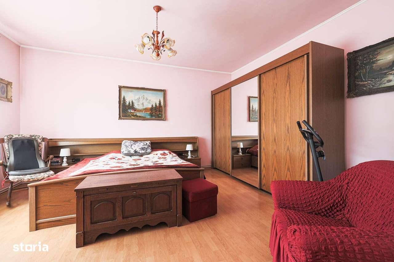 Casă spațioasă cu 4 dormitoare în Nădlac – gata de mutare! - Imagine principală: 3/11