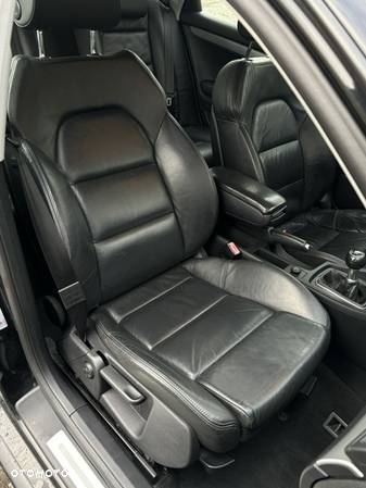 Audi A4 Avant 2.7 TDI DPF - 26