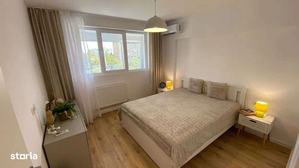 Apartament 3 camere de vanzare, complet renovat, Drumul Taberei-3