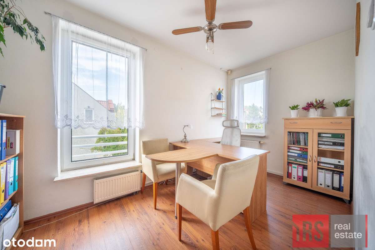 Budynek biurowy w Wawrze-7