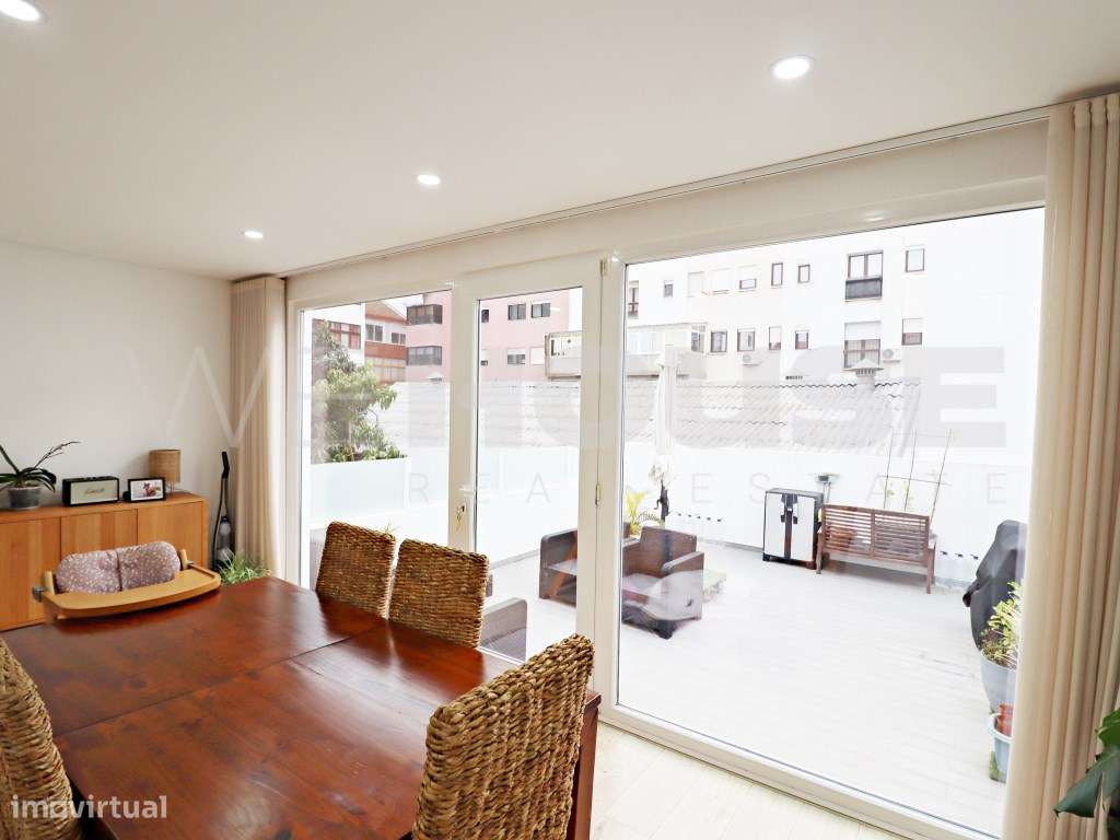 Centro do Barreiro - Magnífico apartamento T2+1 totalmente remodela...-4