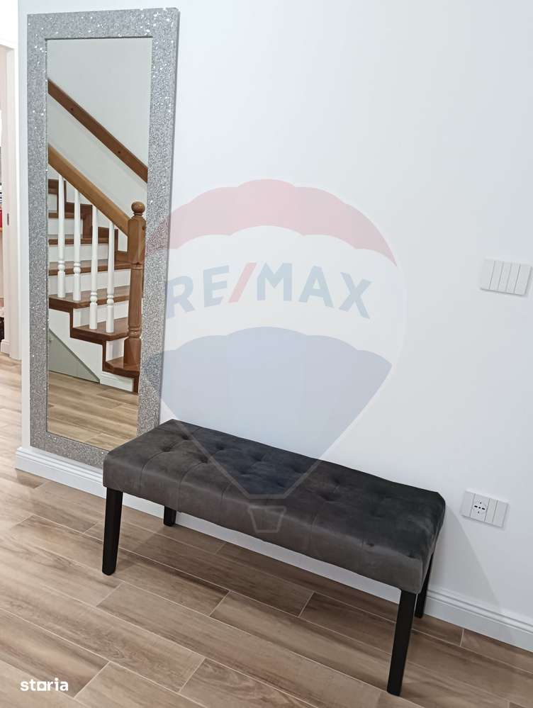 Casă / Vilă de vânzare pe str Mihai Pitei nr22 Radauti-8