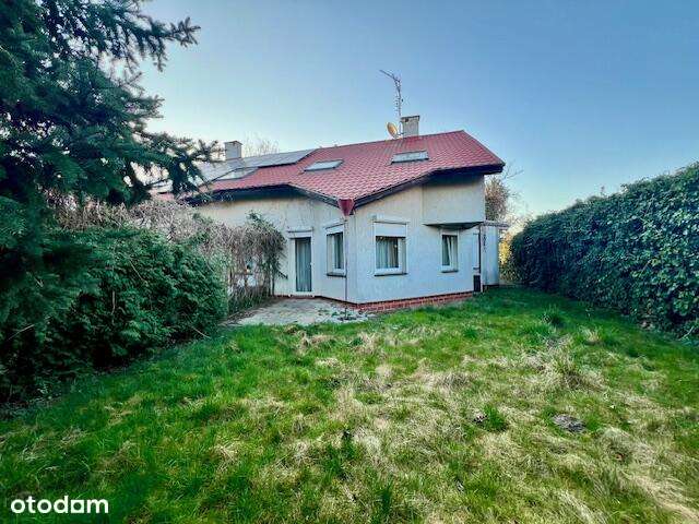 Dom z ogrodem i garażem na Maślicach-7