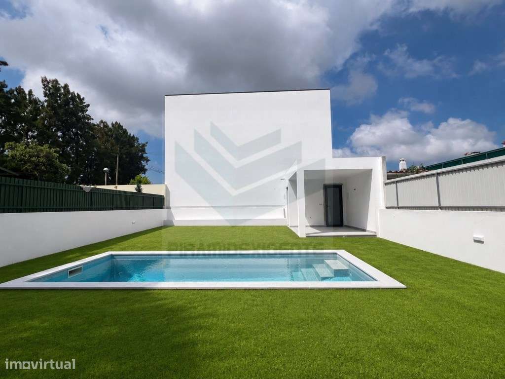 Moradia, Lavandaria, Piscina, Excelente Localização AZEITÃO!-16