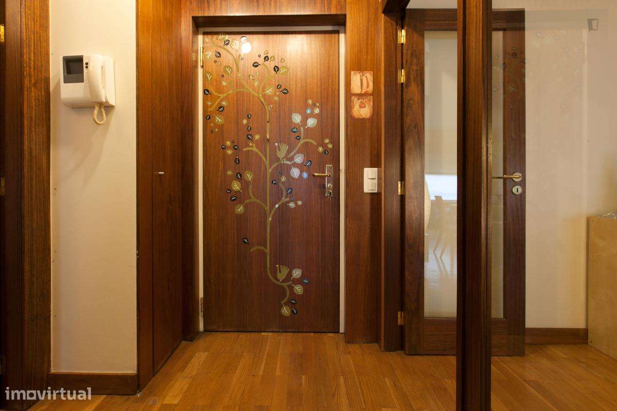Apartamento com 1 quartos - localizado em Ramalde Porto - Grande imagem: 3/9
