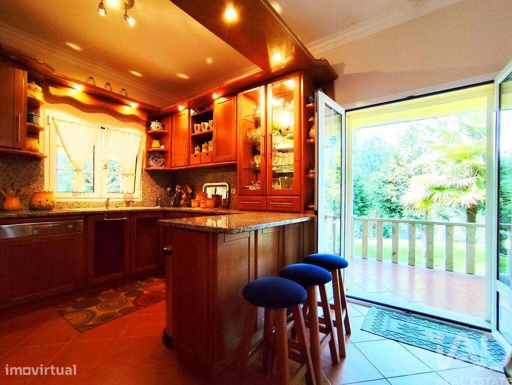 Casa / Villa T5 em Refóios do Lima de 200,00 m2 - Grande imagem: 4/29