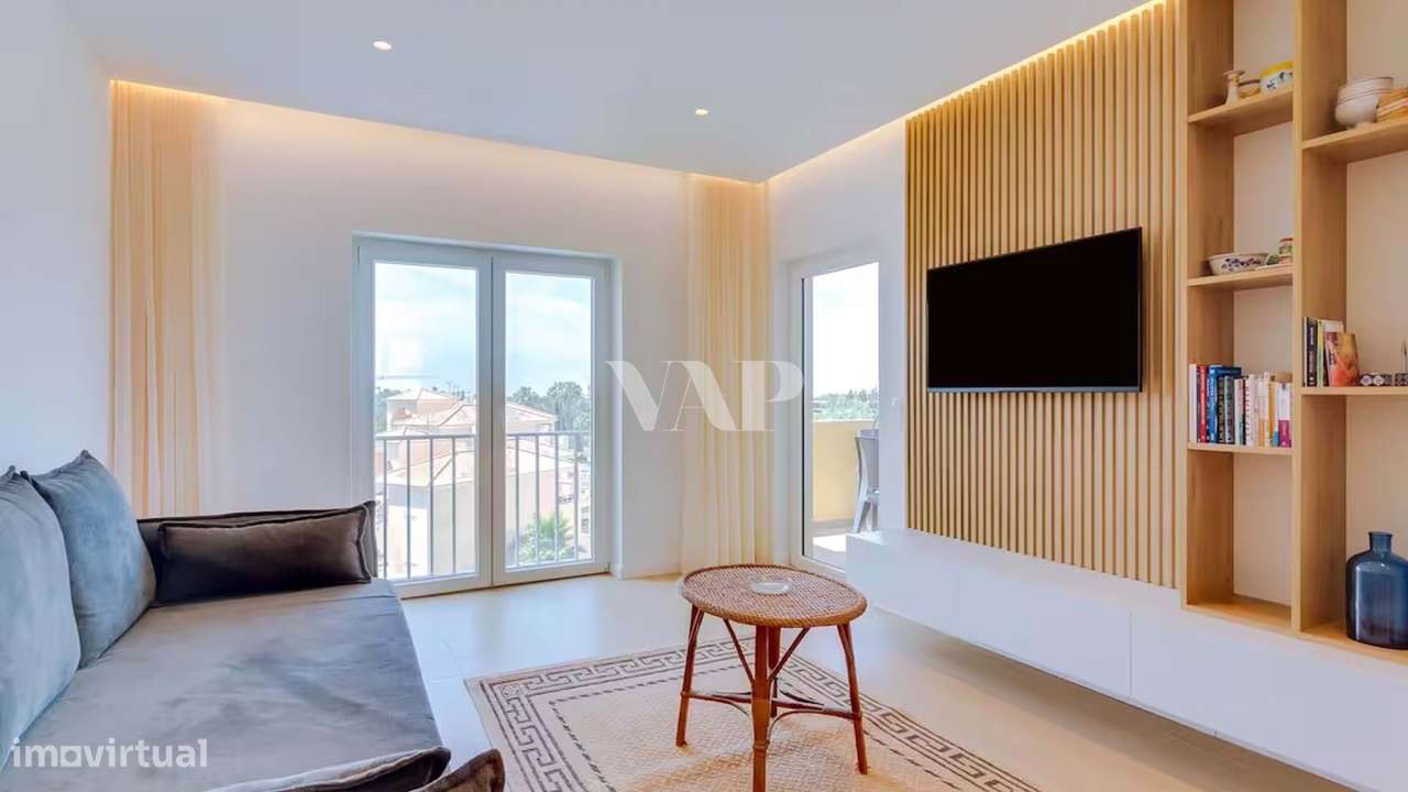 Apartamento T2 Renovado com Piscina e Licença AL em Vilamoura-6
