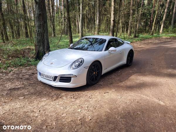 Porsche 911 Carrera GTS PDK - 2