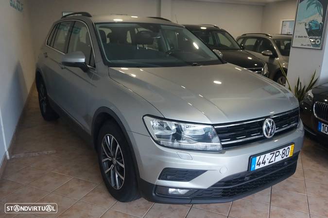 VW Tiguan 2.0 TDI Confortline DSG - 9