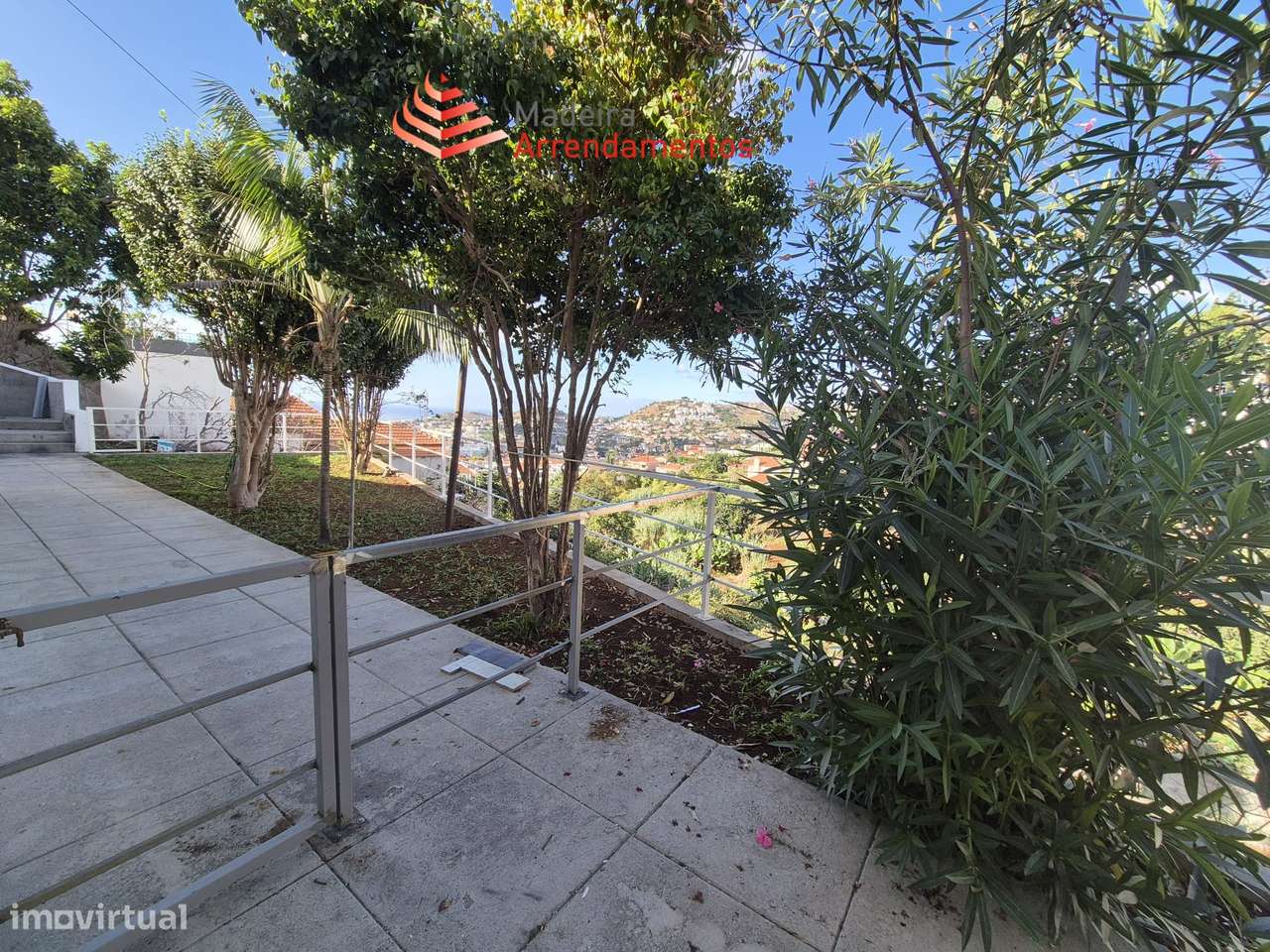 Andar Moradia T0 São Roque - Grande imagem: 3/9