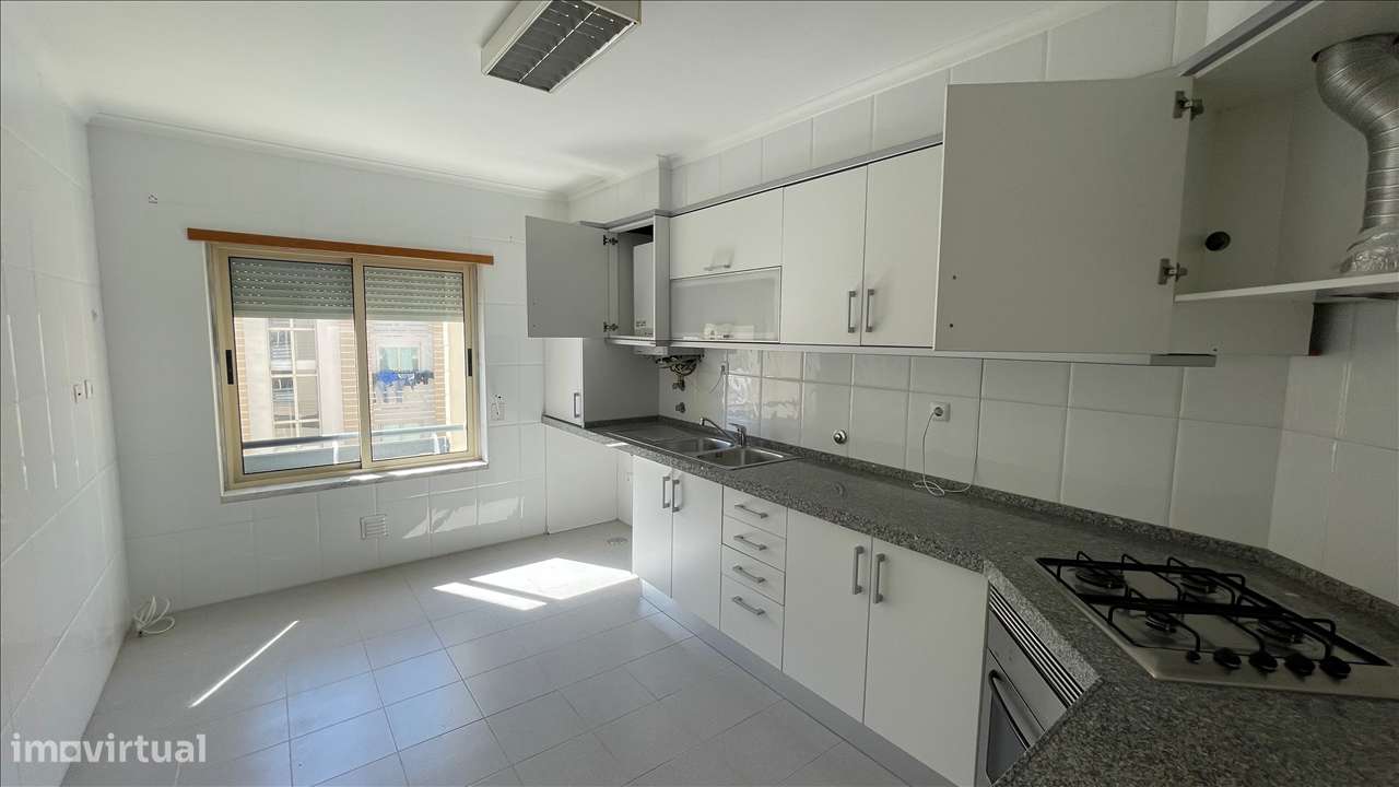 Anúncio Century 21 Portugal - Grande imagem: 5/13