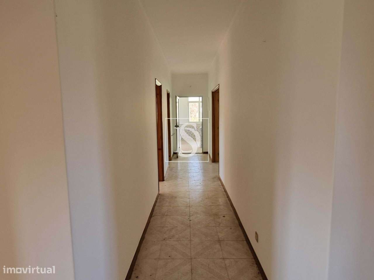 Venda de Moradia T4 independente em S. João da Corveira, Valpaços-19