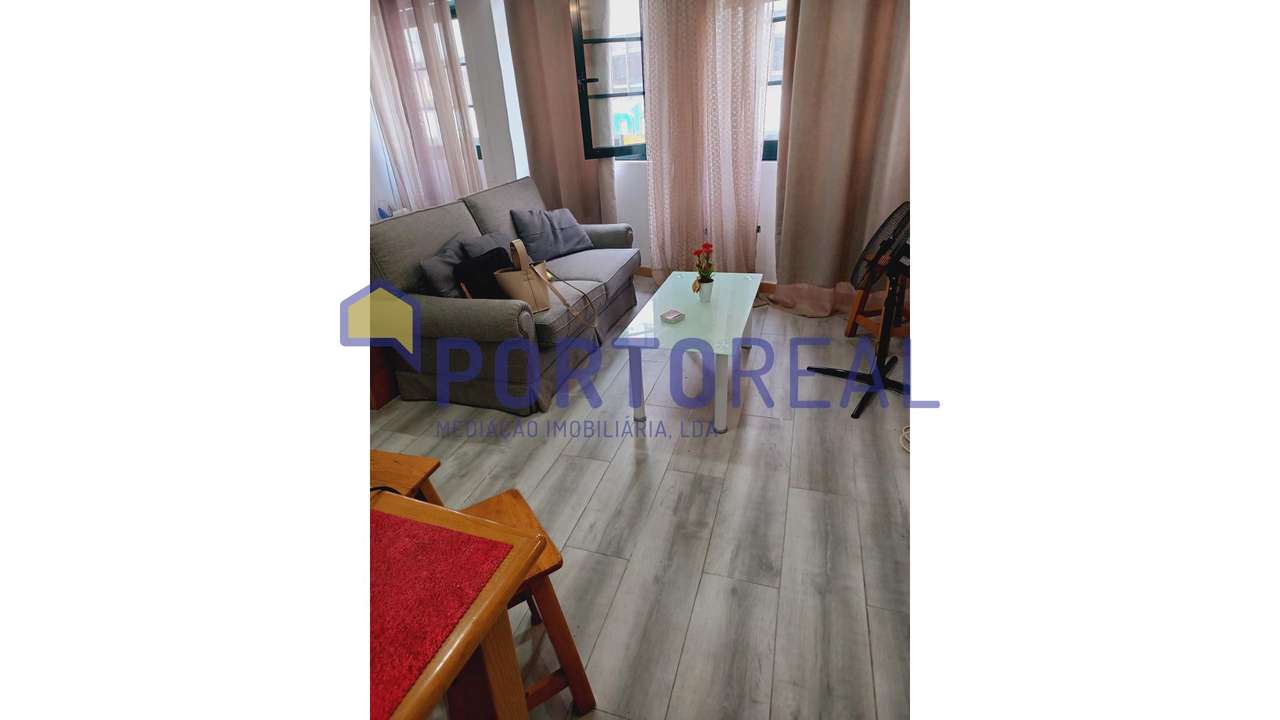 Prédio ao Marquês - Porto-0