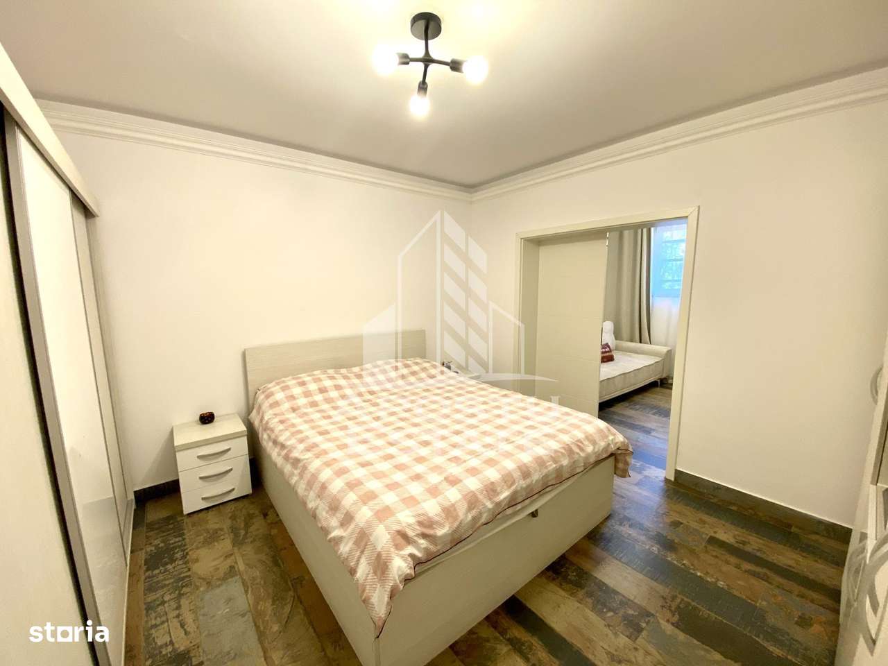 Apartament 3 camere, loc de parcare propriu, zona Padurea Verde - Imagine principală: 5/11