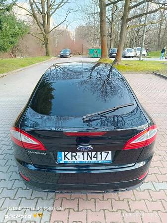 Ford Mondeo 2.0 Gold X - 24