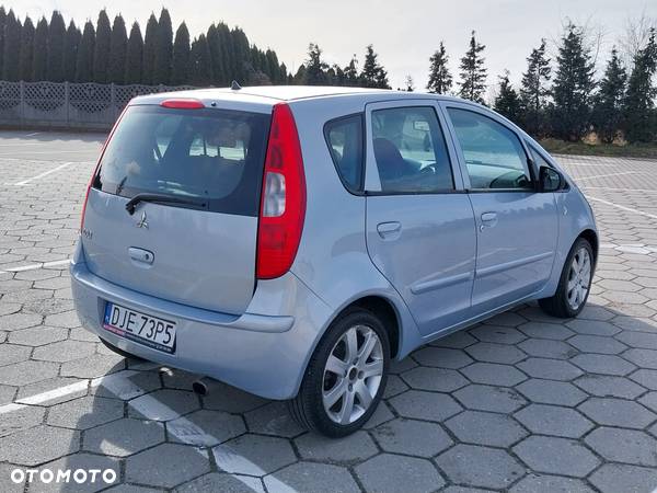 Mitsubishi Colt 1.5 Invite - 19