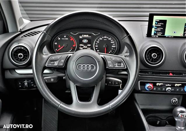 Audi A3 1.6 30 TDI S tronic Sport - 19