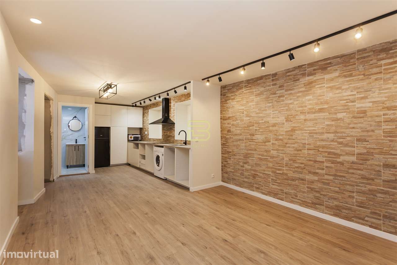 Apartamento T1 novo na tradicional Travessa de São Vitor, no Porto-12