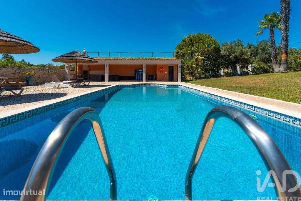Casa / Villa T4 em Santa Bárbara de Nexe de 484,00 m2-6