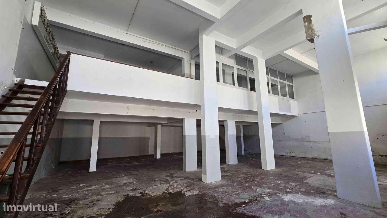 Armazem industrial com mezanino - Grande imagem: 5/12